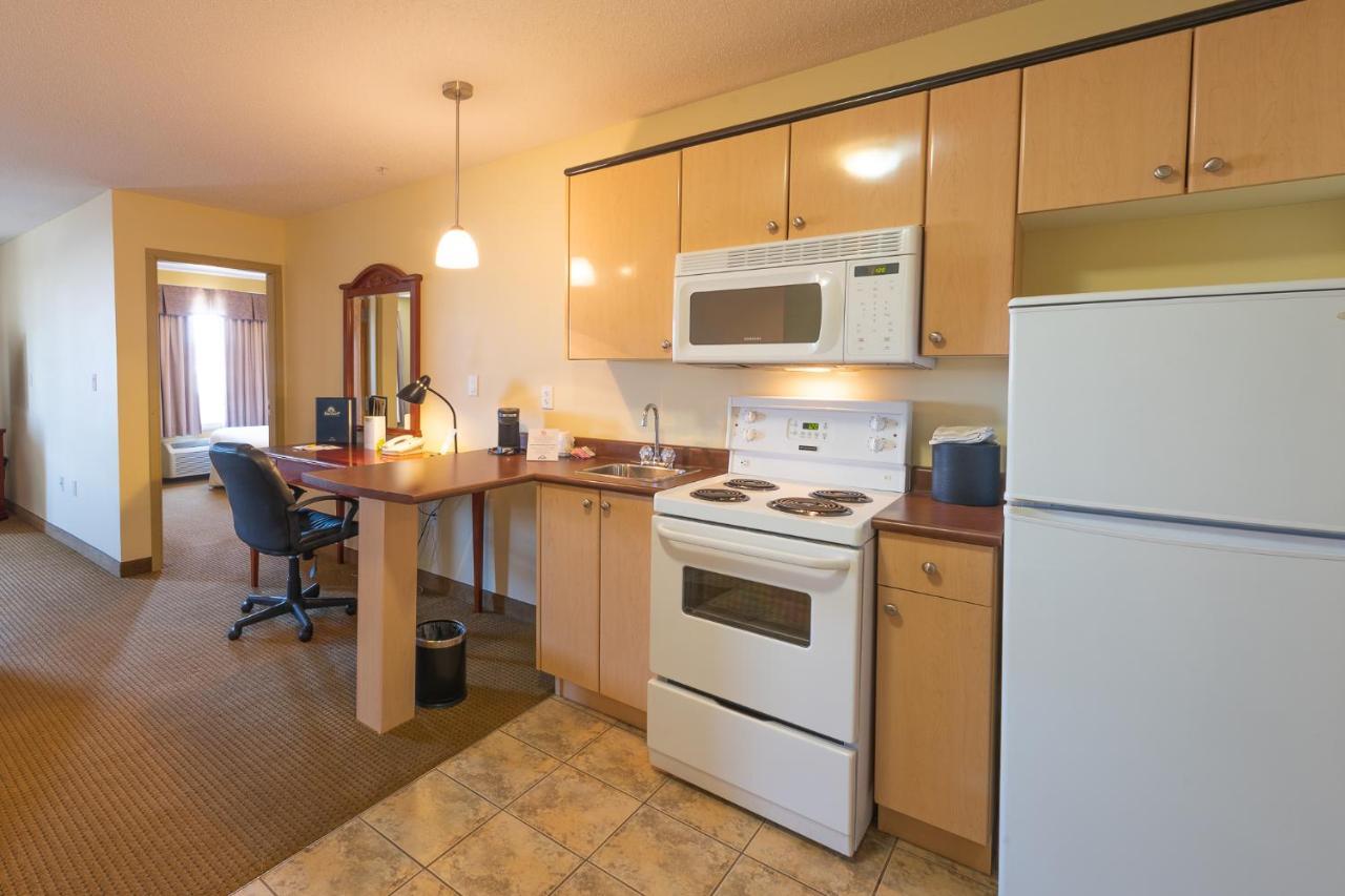 Days Inn By Wyndham Bonnyville Extérieur photo