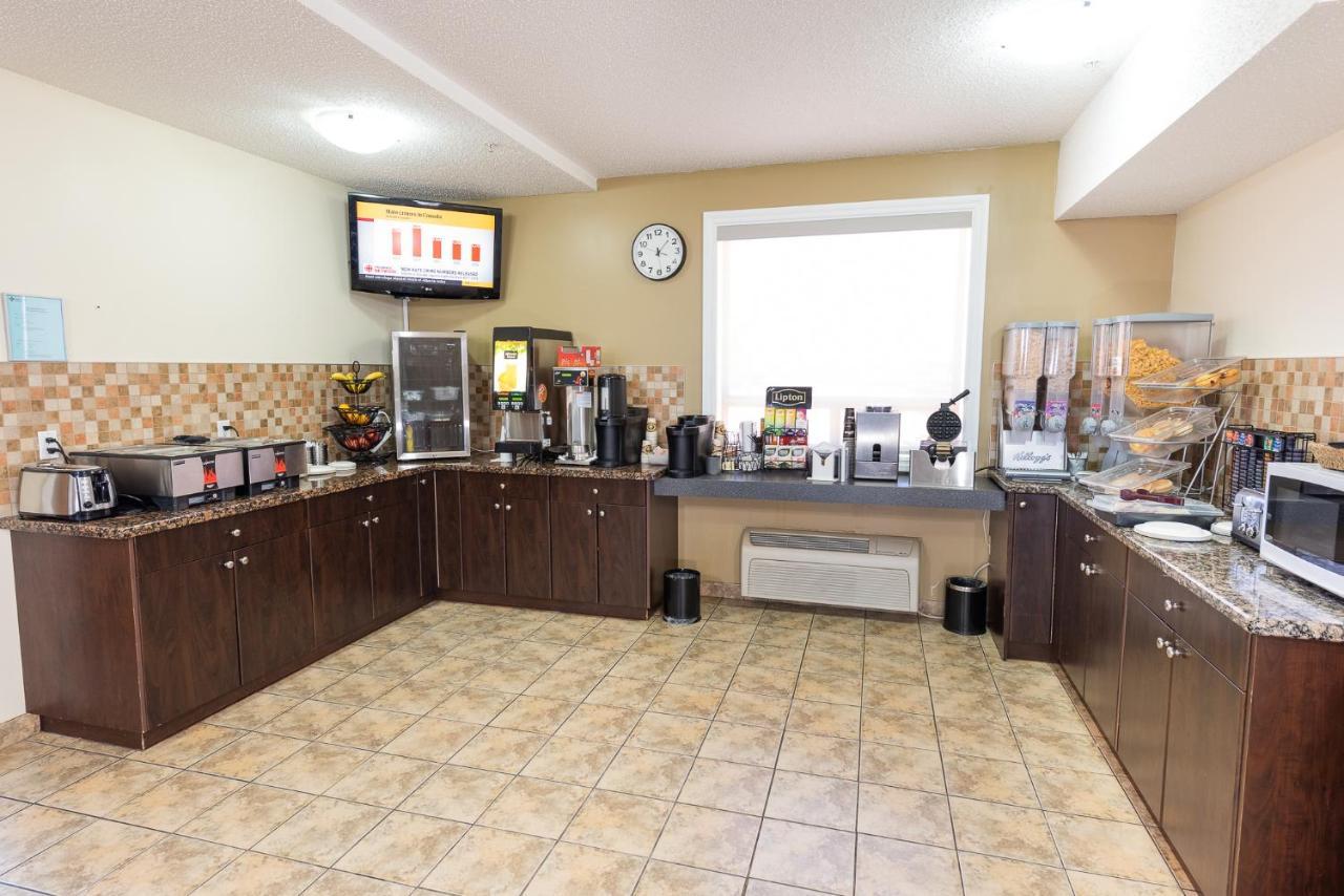 Days Inn By Wyndham Bonnyville Extérieur photo