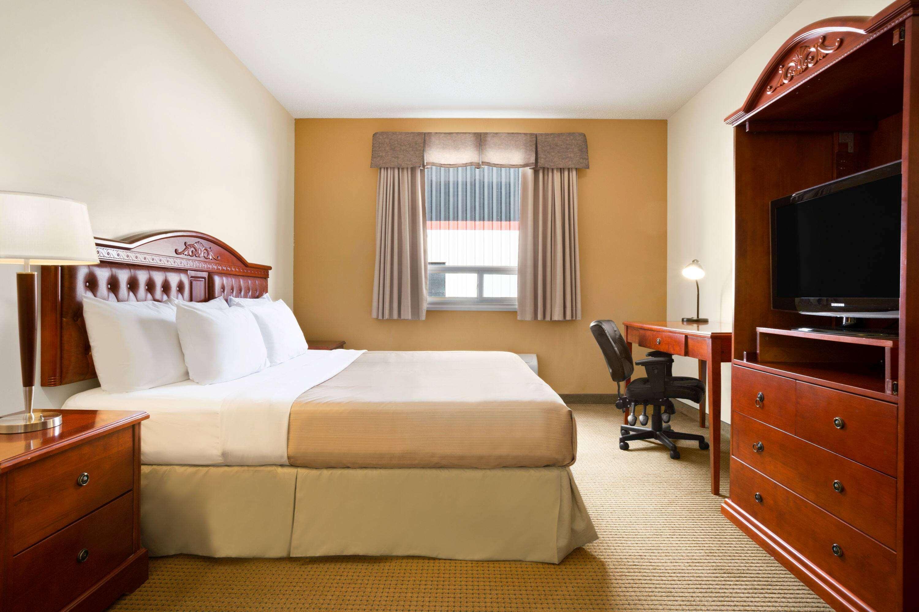 Days Inn By Wyndham Bonnyville Extérieur photo